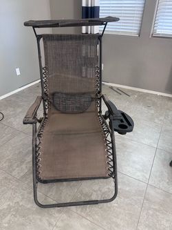 Zero gravity lawn chair