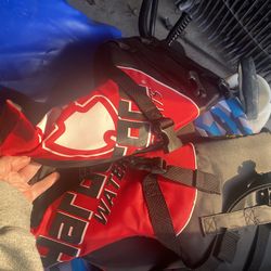 5 life jackets for family