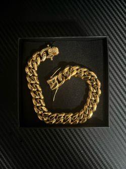 Stainless steel cuban braclet