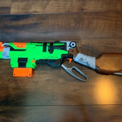 Nerf Sligfire Zombie Striker 