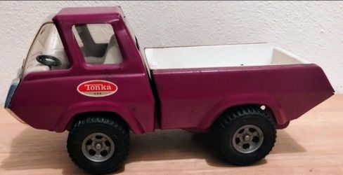 1970s Metal Tonka Pickup Truck With Metal Horse Trailer