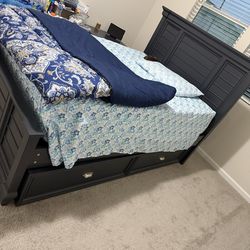 Full size frame and mattress