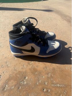 Nike baseball cleats