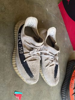 Yeezy 350 size 9.5