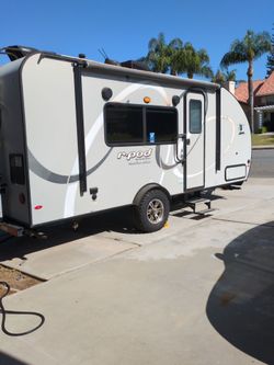R.pod trailer 19 '