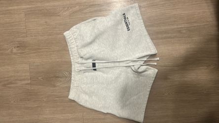 essentials shorts light oatmeal size m