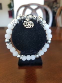 Gorgeous White Bracelet
