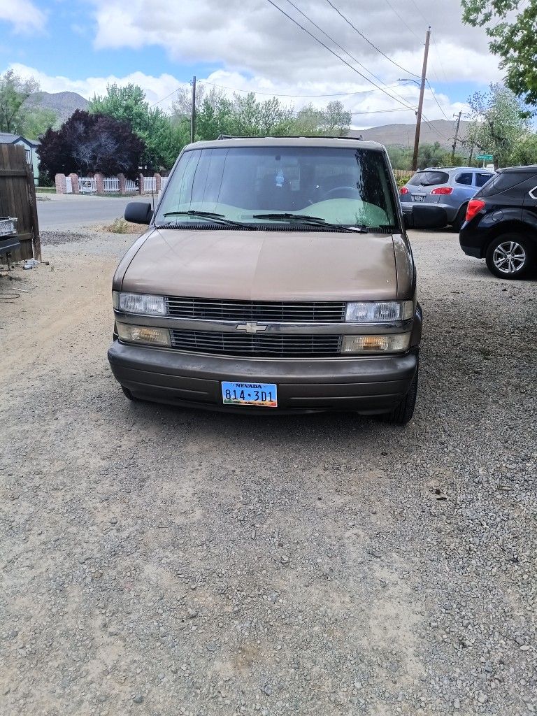 2000 Chevrolet Astro