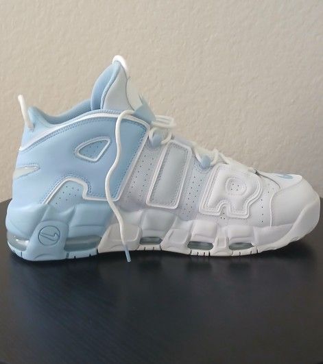 Nike Air More