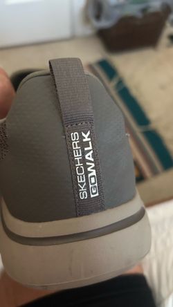 SKECHERS GO WALK MEN’S SLIP-ON SHOES – SIZE 13 (US) – EXCELLENT CONDITION