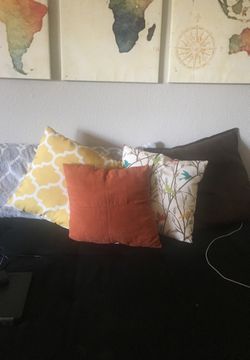 (5) pillow sets