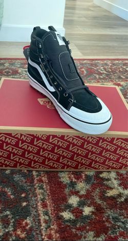 Vans men’s shoes 2 for 100$