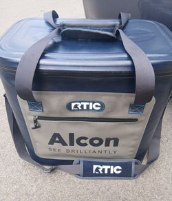 RTIC Soft Ultra Tough large cooler, 50 can capacity, waterproof, zippered