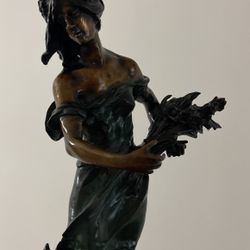 Figura De Bronze En Movimiento  TIFFANy 