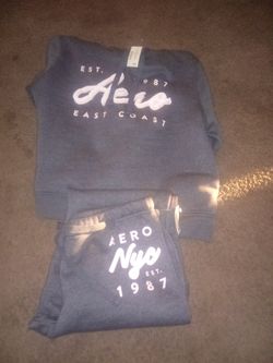 Women set new. Aeropostale