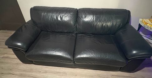 Black Leather Living Room Set — Sofa Bed + Recliner Chairs — Pickup Only