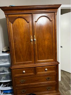 Wood hutch
