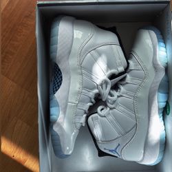 Jordan 11 Retro Legend Blue 