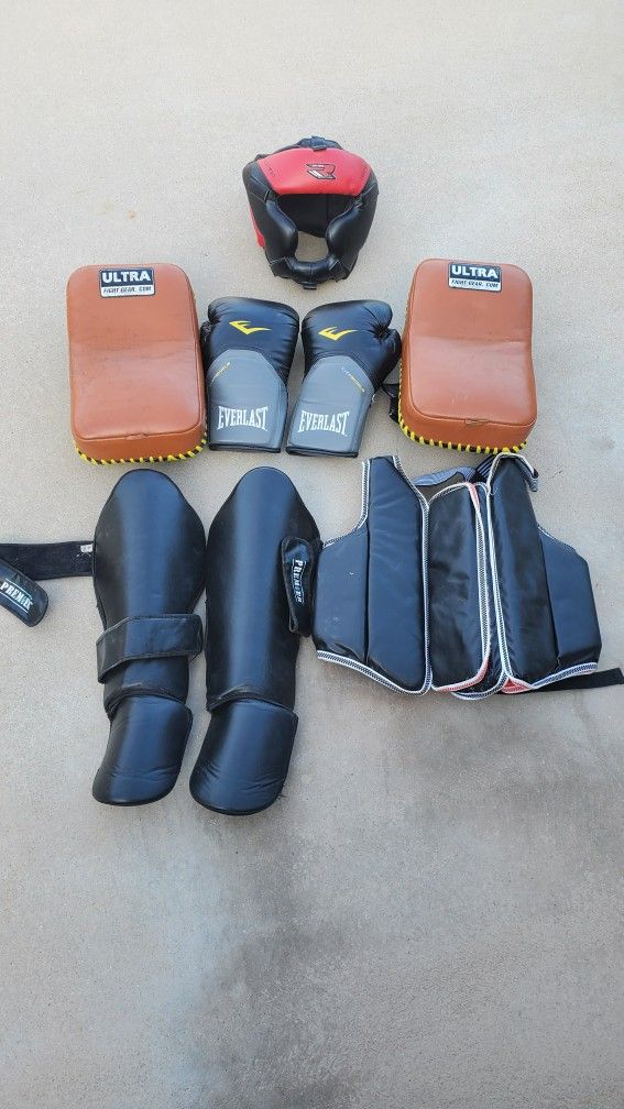 Muay Thai /MMA Protective Gear