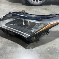 2016-2019 Lexus Rx 350 Left Headlight 81150-0e600 