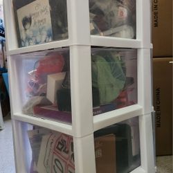 Sterilite 3 Drawers Storage Bin With Wheels Excellent Condition