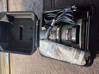 NEW- Porter-Cable Router with Case and Manual