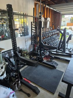 Rogue squat stand