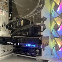 GIGABYTE 4070 RTX AMD RYZEN 5 7600X 