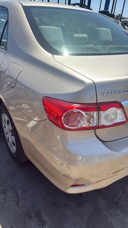 2011 Corolla for parts