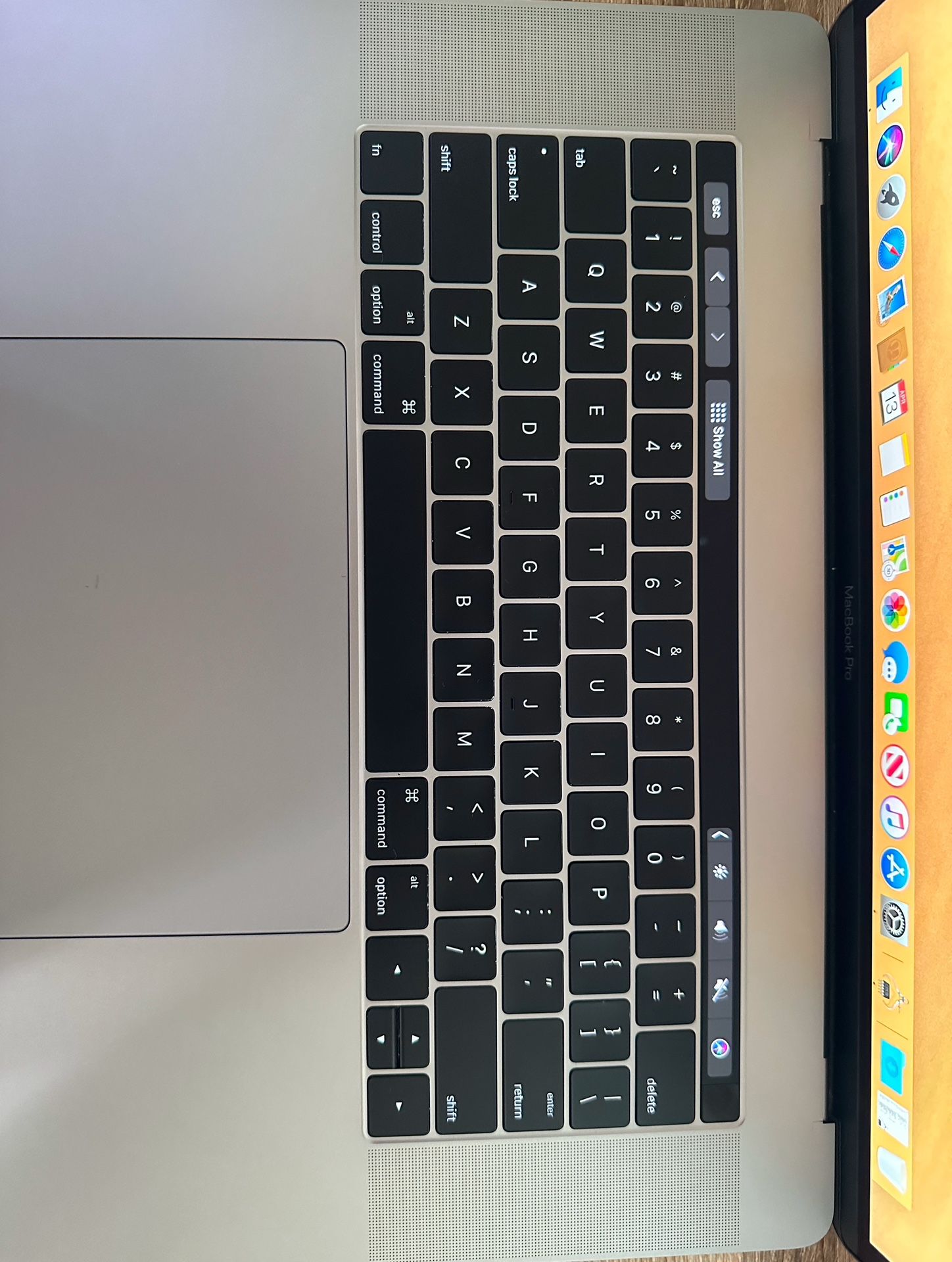 2016 APPLE MACBOOK PRO SPACE GRAY Computers & Accessories