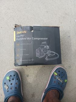 Portable Air Compressor.....brand New Never Used