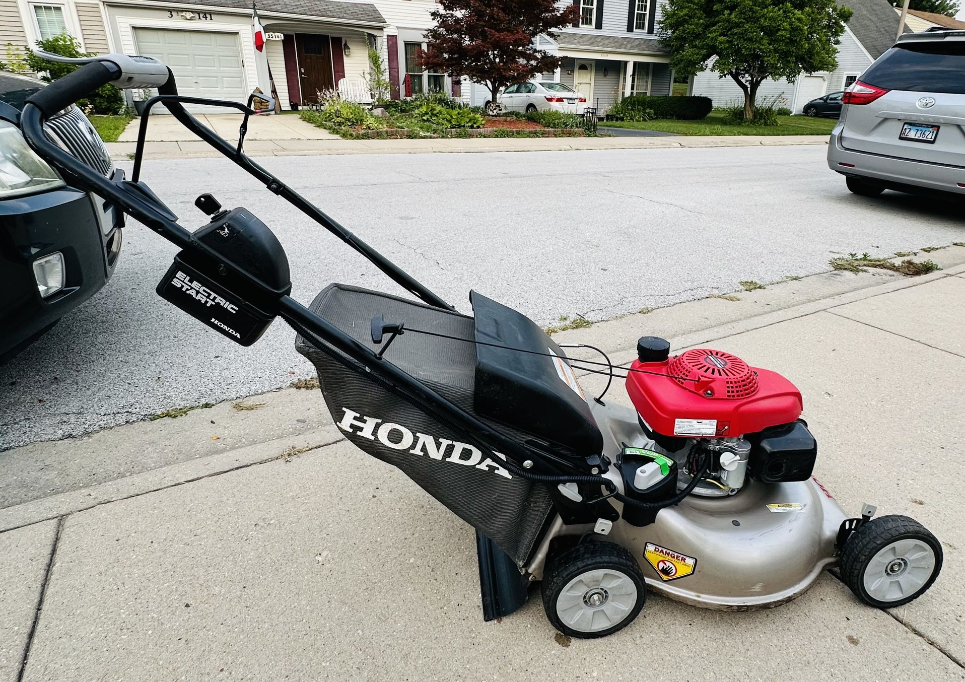 Honda Lawn Mower Self Propelled Adjustable Smart Drive