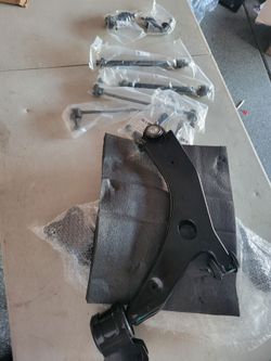 2004------2009 Mazda 3 / 2006-----2015 Mazda 5 10-piece front suspension rebuild kit