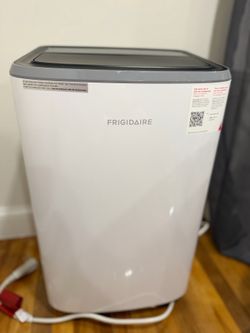 Frigidaire 12000 BTU air conditioner
