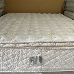 Queen Size Mattress (Colchon Queen Size)