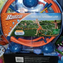(NEW) WIGGLING SPRINKLER 12 FEET OF FUN