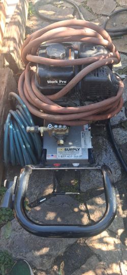 2700 psi Pressure washer Kohler