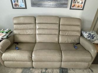 La-Z-Boy double reclining loveseat