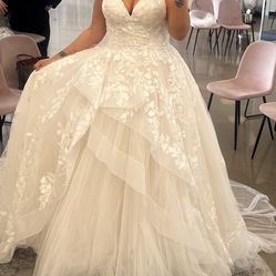 Wedding dress  ball gown ivory