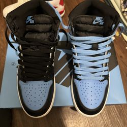 Jordan 1 UNC Toe Sz 9