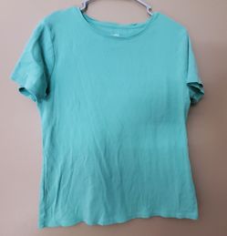Mint green top