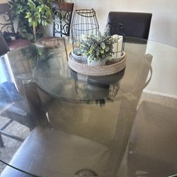 Dining Room Table 