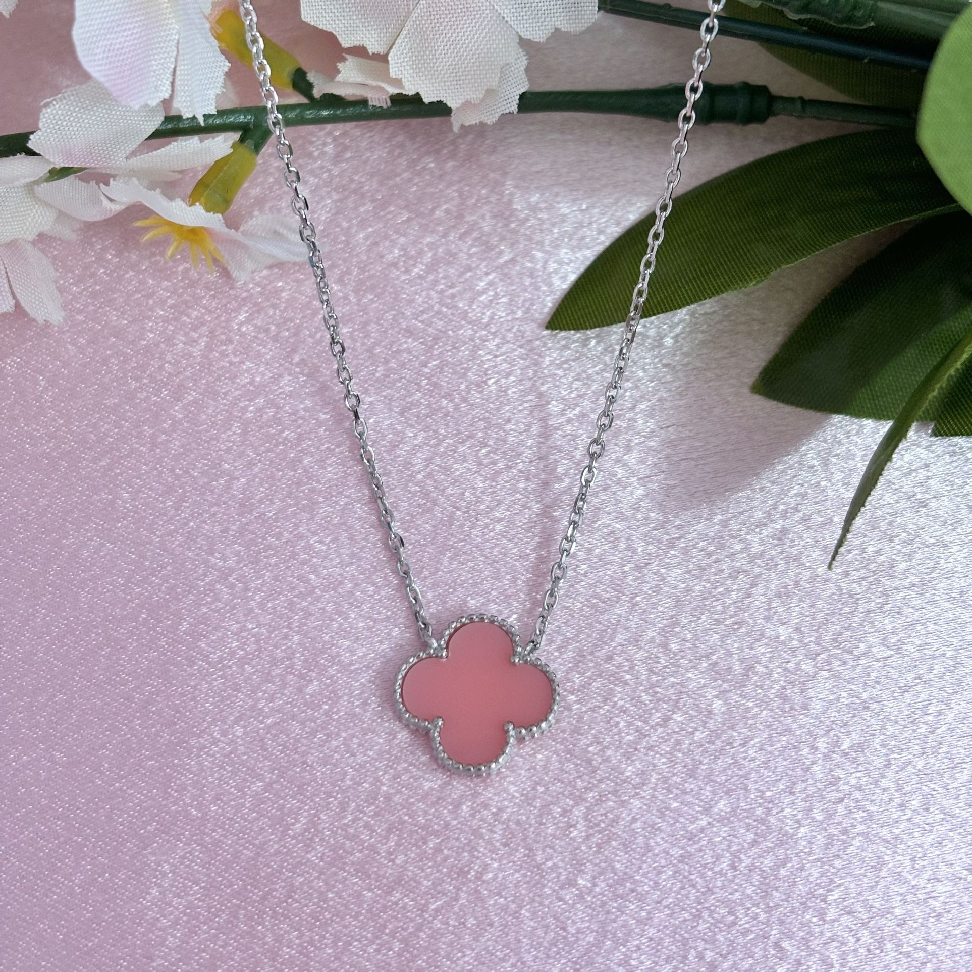 Like Van Cleef Pink Clover Sterling Silver Pendant Necklace 