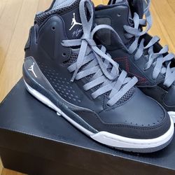 Sz 5.5 Jordan Nike Flights New