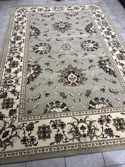 Thomasville 9x13ft thick premium area rug