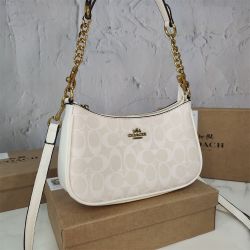 Coach White Women's Shoulder Bag