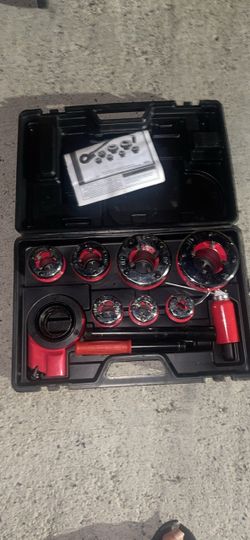 Ratcheting Pipe Threader Set