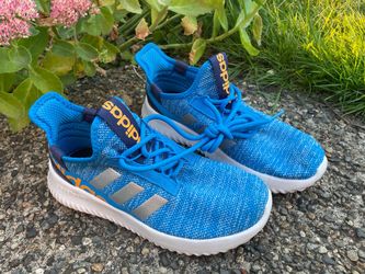 Adidas 6.5 sneakers