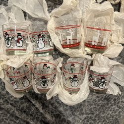 Vintage christmas cup set