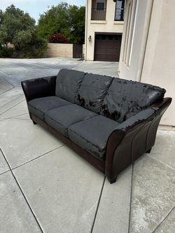 Free Couch